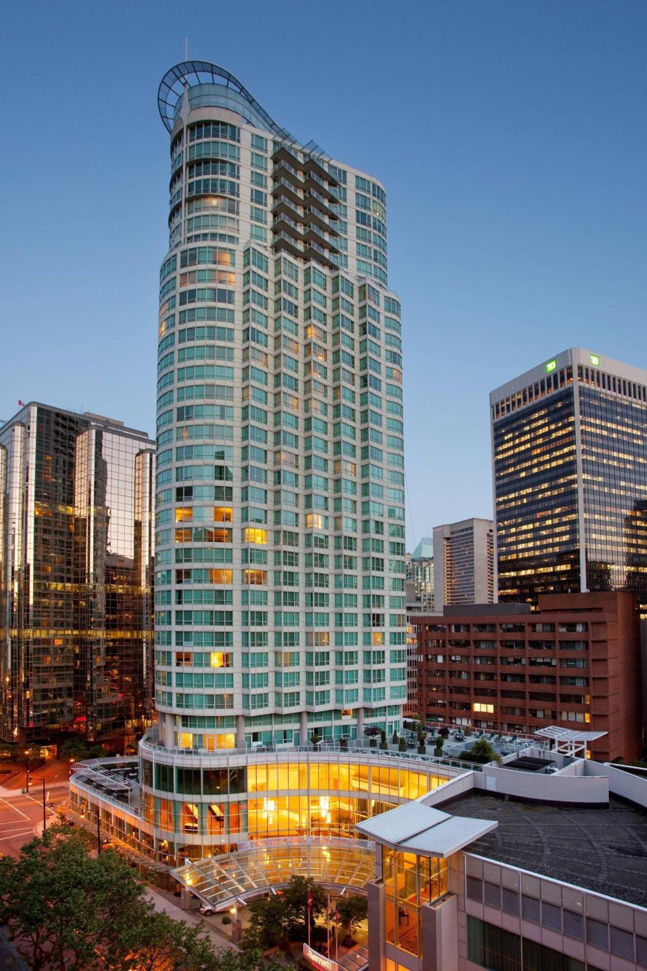 Vancouver Marriott Pinnacle Downtown Hotel Exterior photo